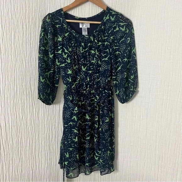 Sweet Storm Blue dove print mini dress belted 3/4 sleeve size M bird print - Picture 1 of 7